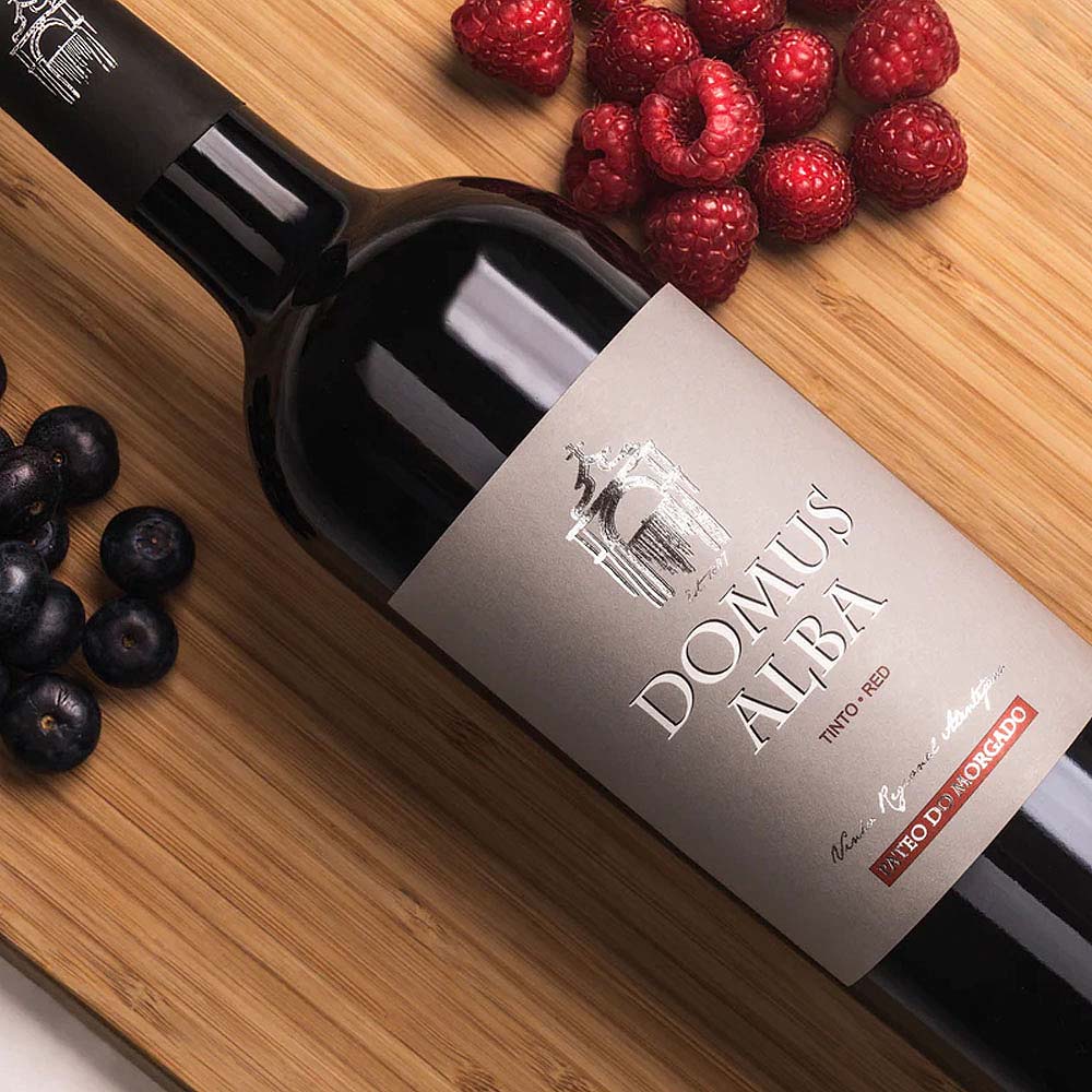 Vinho Tinto Domus Alba 2023 750ml