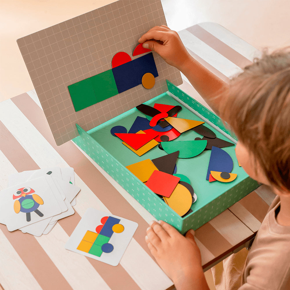 Jogo Educativo Apli Kids Magnets Shapes 50 peças