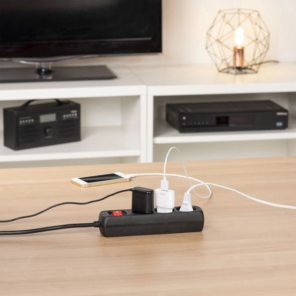 Bloco 3 Tomadas + Interruptor Cabo 1,4m Preto