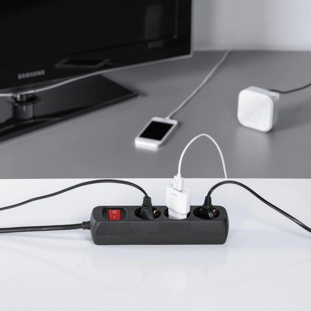 Bloco 3 Tomadas + Interruptor Cabo 1,4m Preto